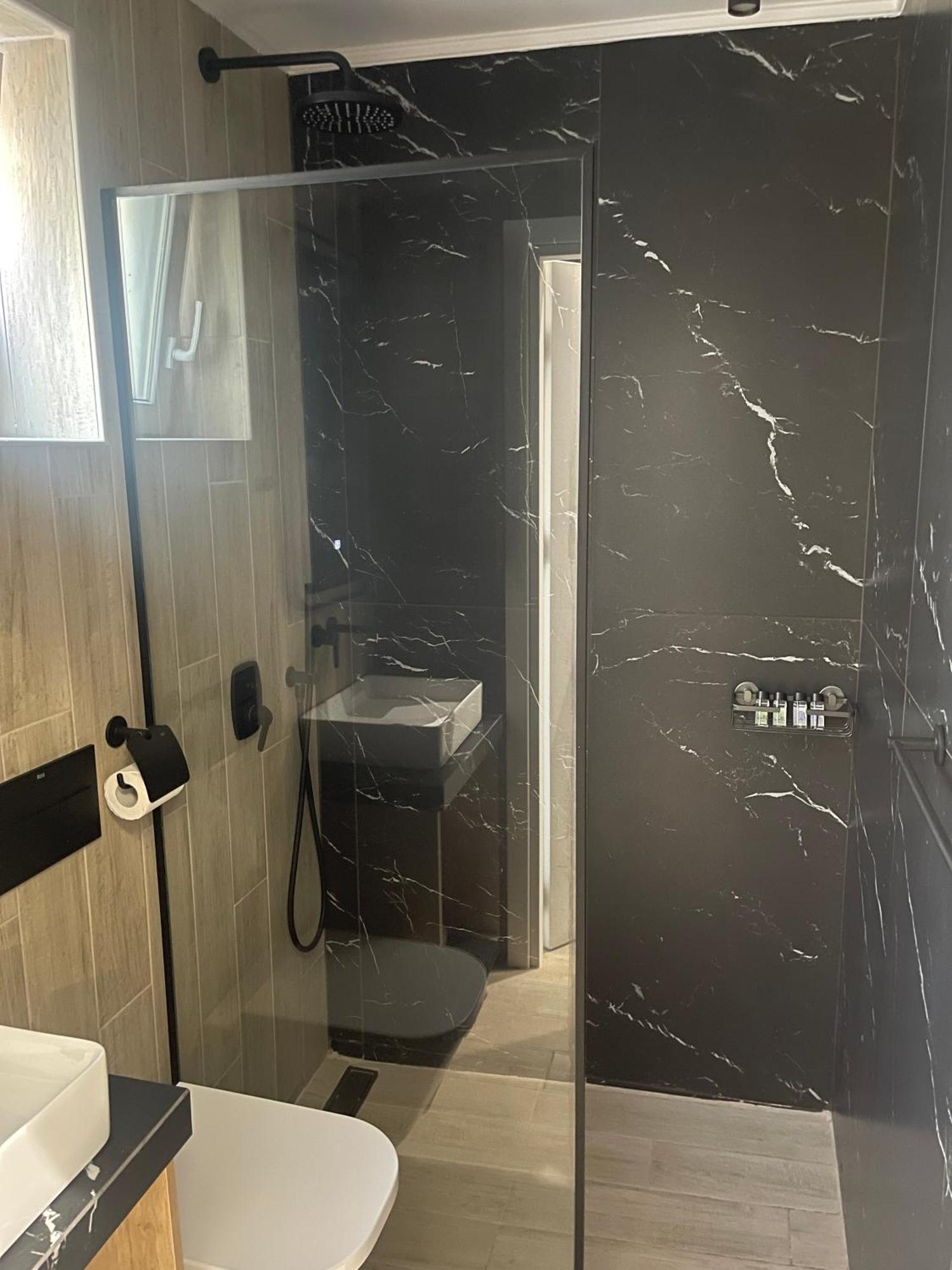 B1 Luxury Studio 亚历山德鲁波利斯 外观 照片